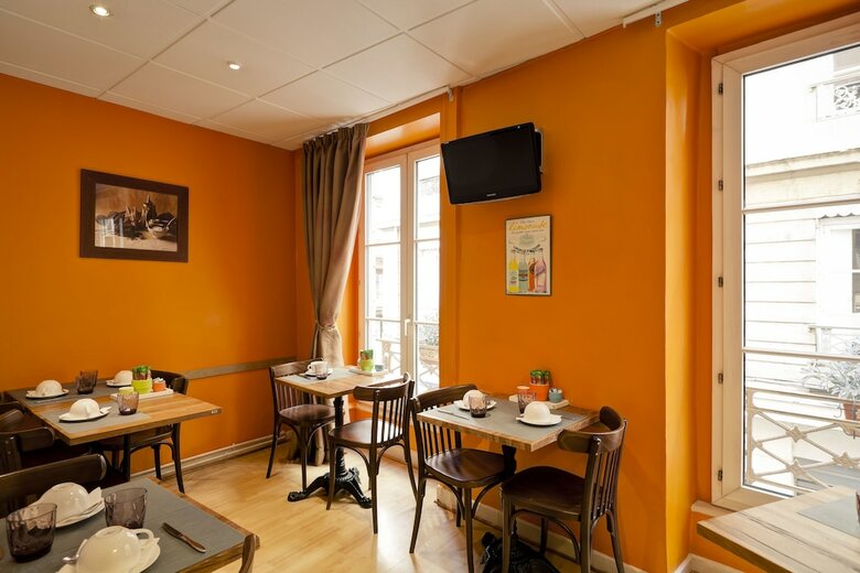 Hotel H�tel Du Dauphin