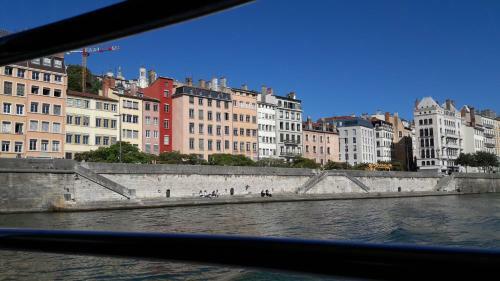 Hotel H�tel De La Croix-rousse