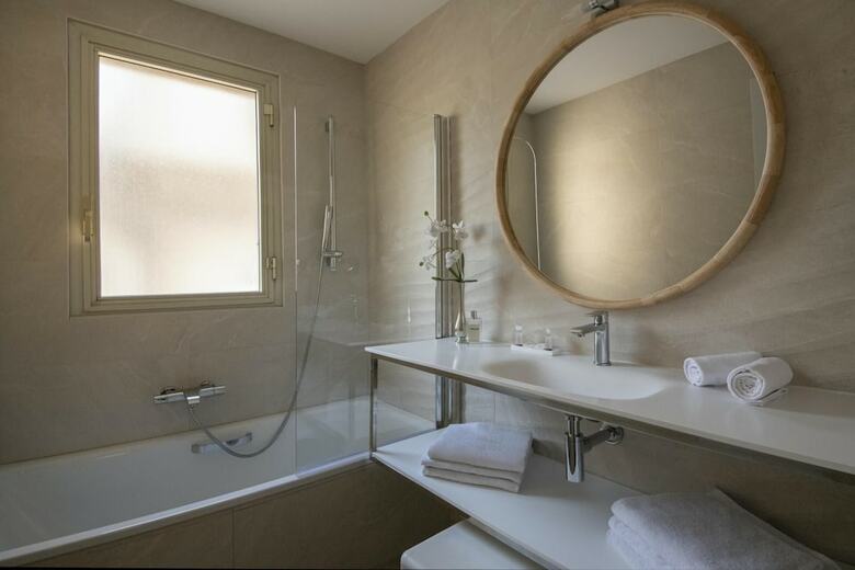 Chambord Hotel