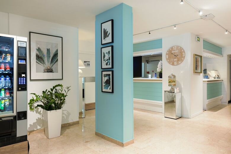 Quality Hotel Menton Mediterranee