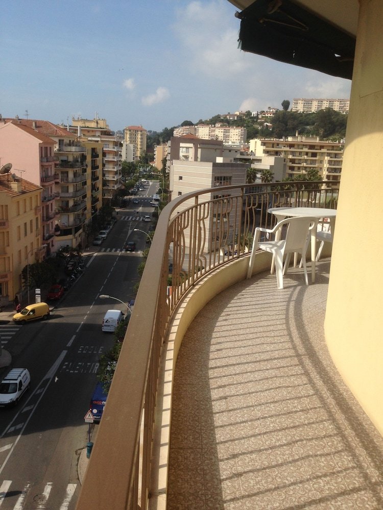 Hotel Moderne