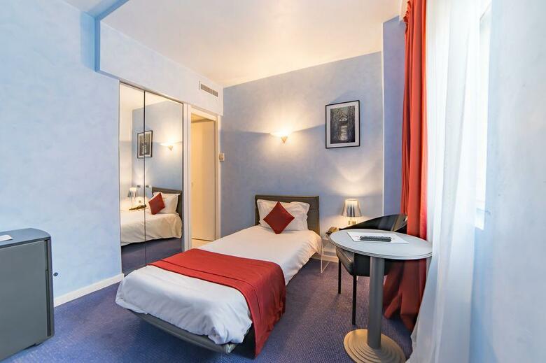 Hotel H�tel Du Palais de L'isle