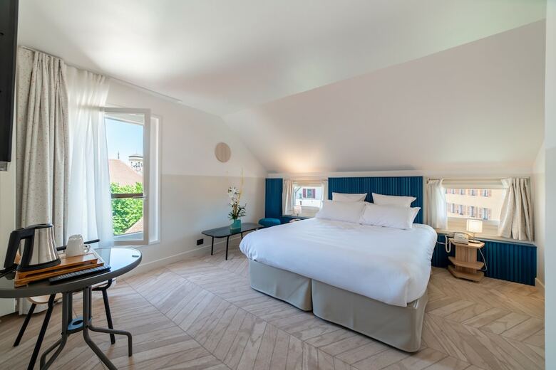 Hotel H�tel Du Palais de L'isle
