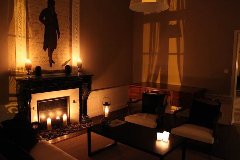 Hostal Maison Charles Maurice