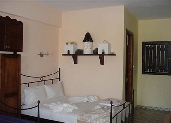 Hostal Bilios Apartments