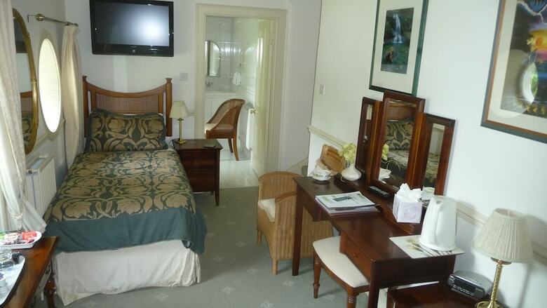 Hostal Fludha Guest House