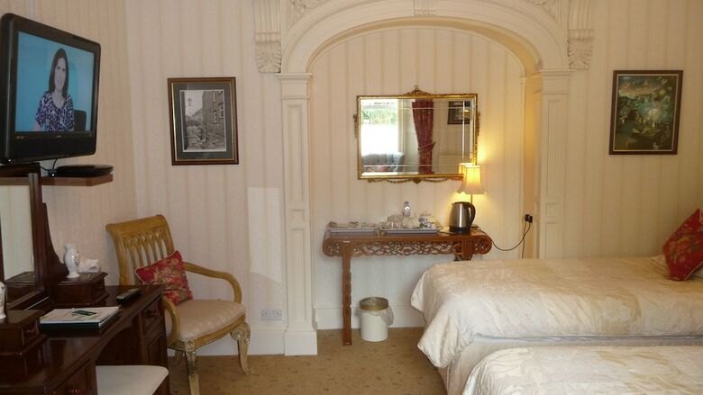 Hostal Fludha Guest House
