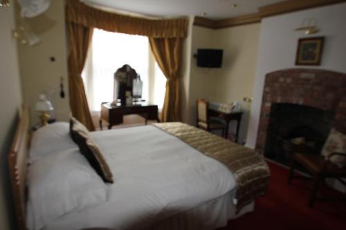 Longview Hotel