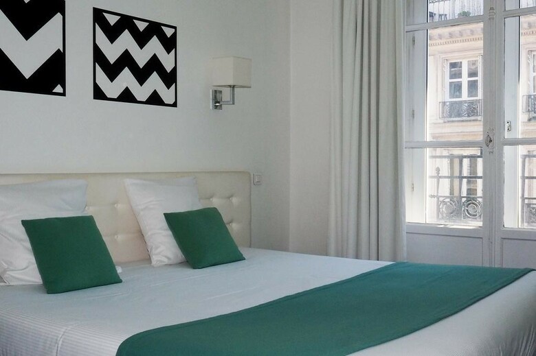 Carlton's Hotel Montmartre