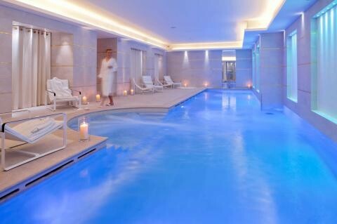 Hotel Le Burgundy Paris