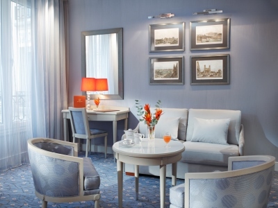 Hotel Rochester Champs Elysees