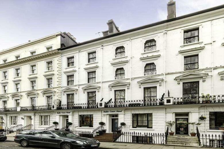 Tudor Court Hotel