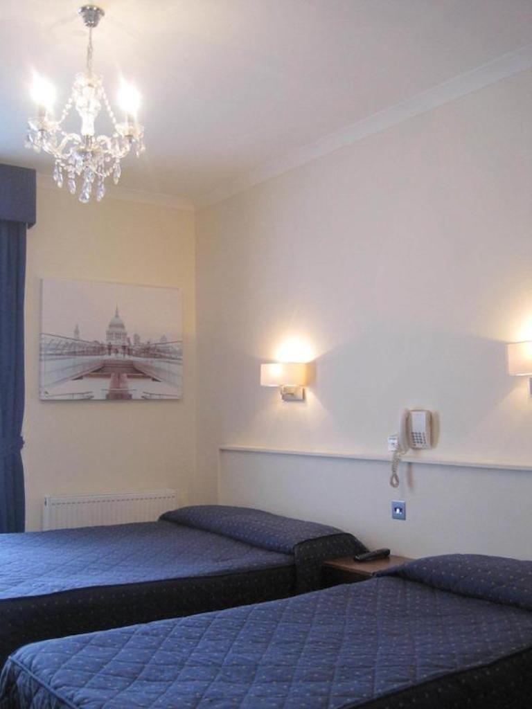 Gower Hotel