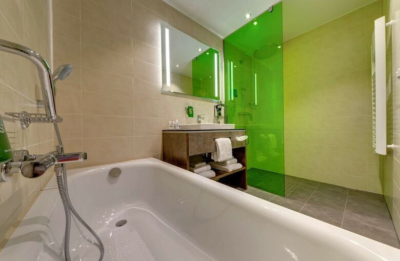 Hotel Park Inn By Radisson Neumarkt