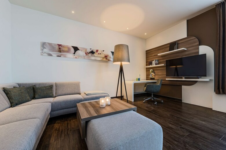 Hotel Park Inn By Radisson Neumarkt