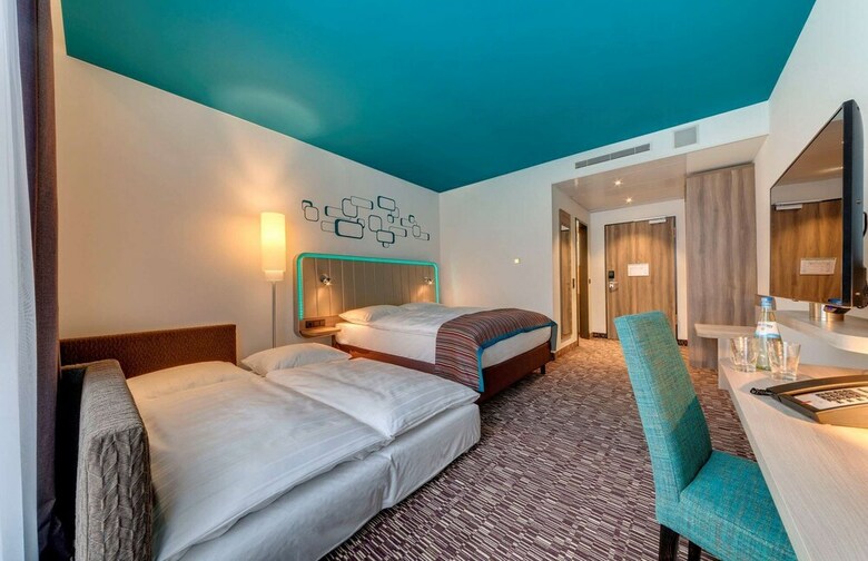 Hotel Park Inn By Radisson Neumarkt