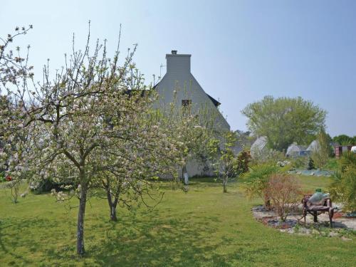 Three-bedroom Apartment 0 In Concarneau