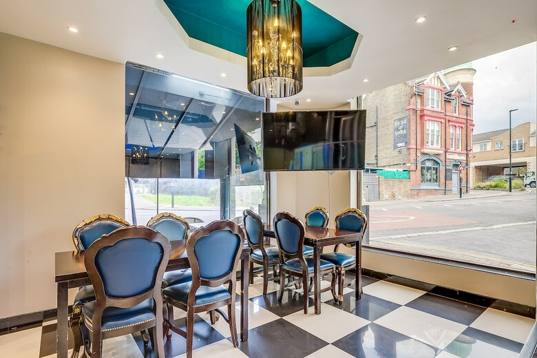 London Star Hotel