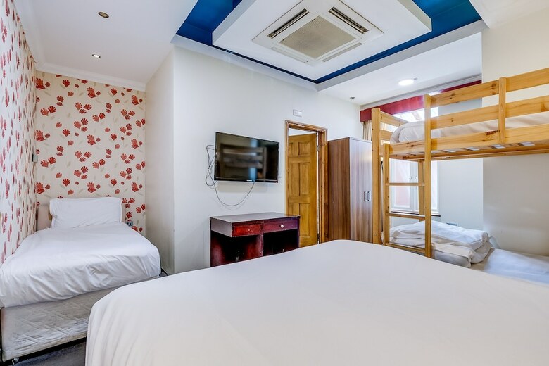 London Star Hotel