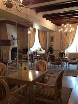 Hotel Le Maxime