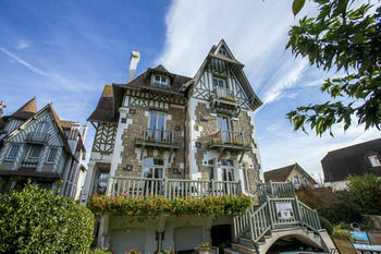 Hotel L'augeval