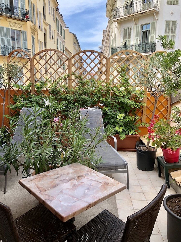 Hotel H�tel L�pante