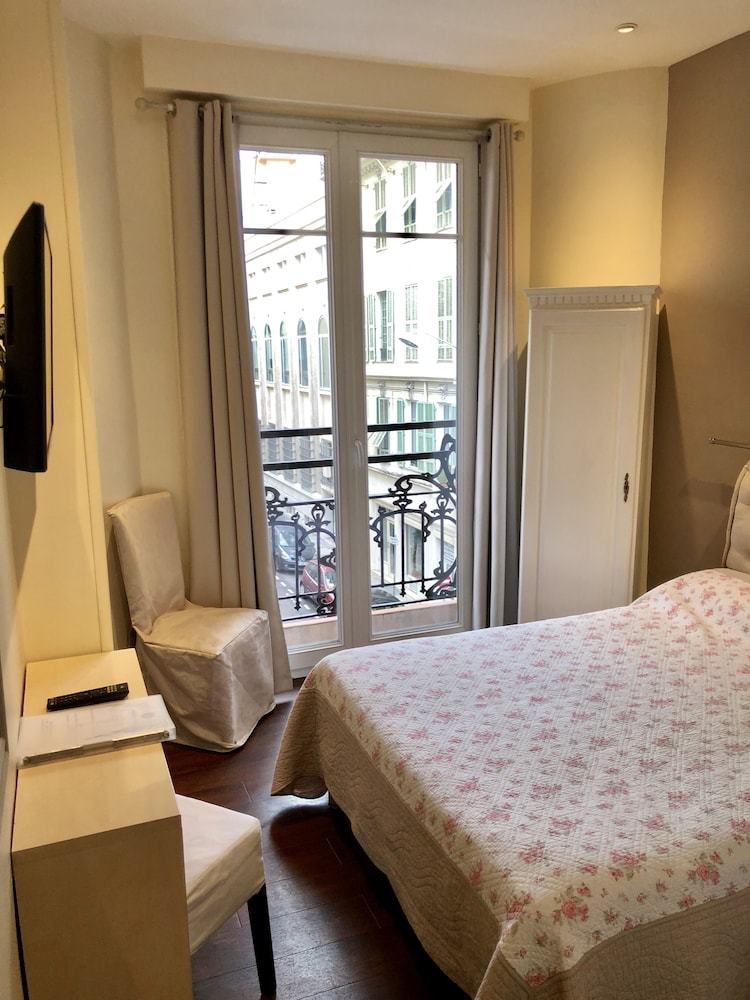 Hotel H�tel L�pante