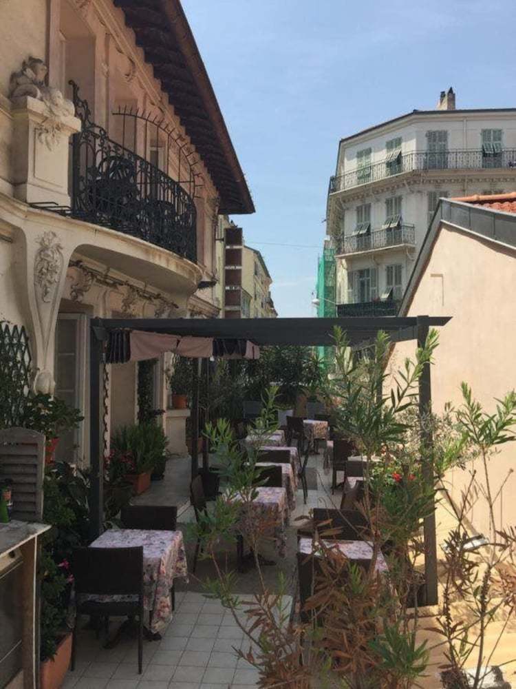 Hotel H�tel L�pante