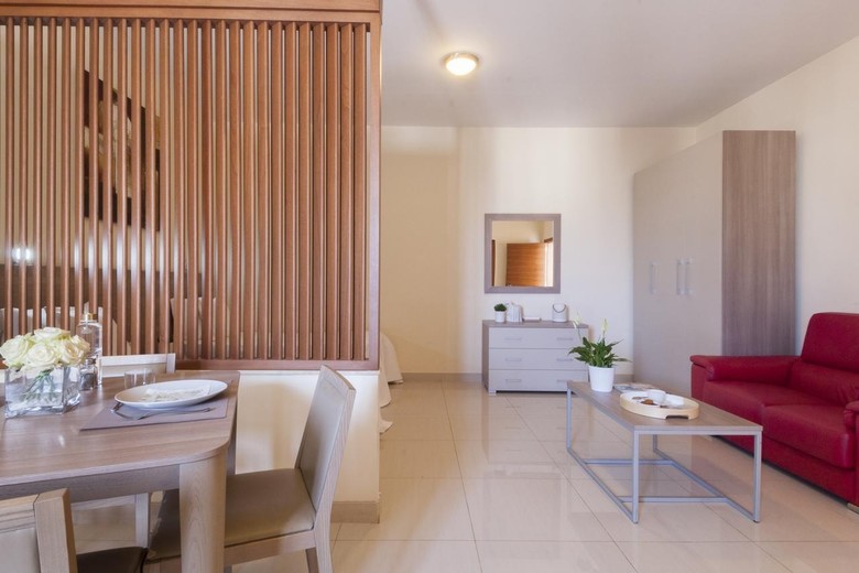 Aparthotel Blubay Hotel & Apartments