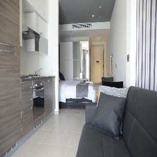 Pebbles Boutique Aparthotel