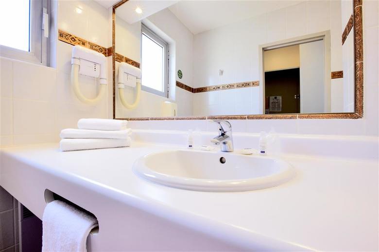 Hotel Kyriad N�mes Centre