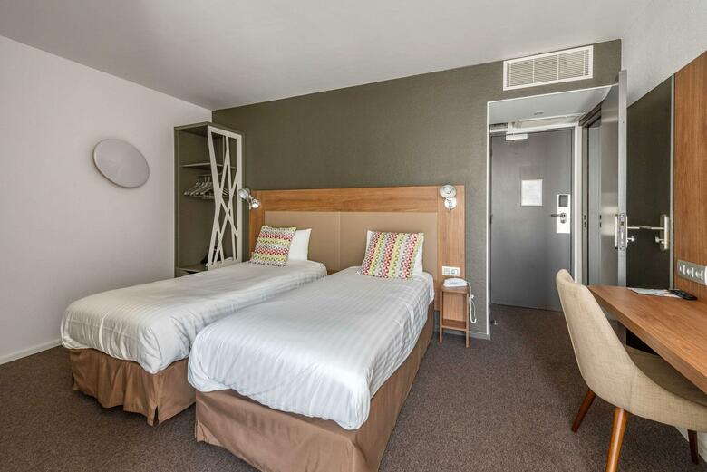 Timhotel Chartres Chatelet
