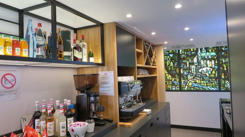 Timhotel Chartres Chatelet