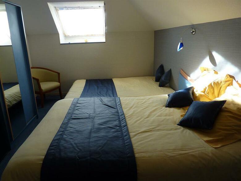 Hotel Logis Au Tambour