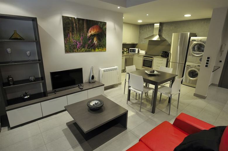 Wintuwin Apartments