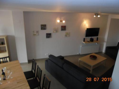 Apartment Montserrat Roig 26