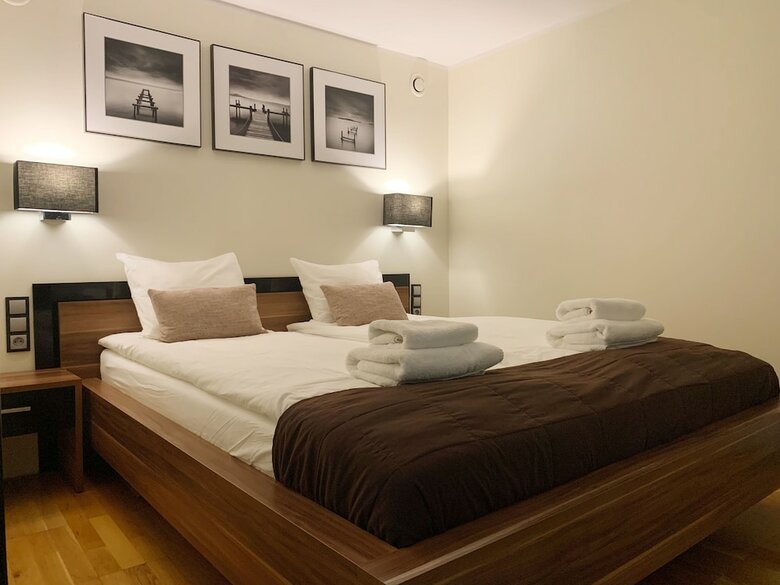 Hostal Black Swan House