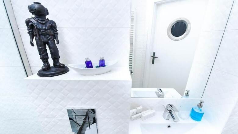 Hostal Black Swan House