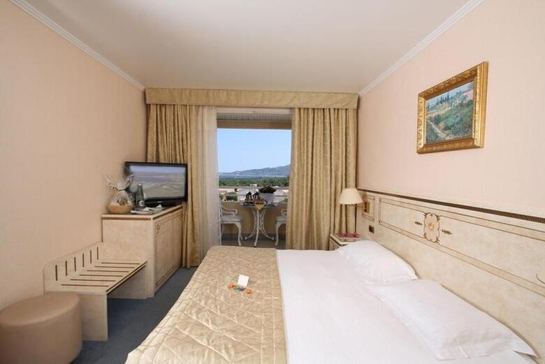Hotel Corsica