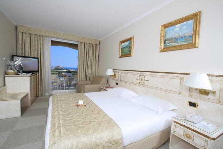 Hotel Corsica