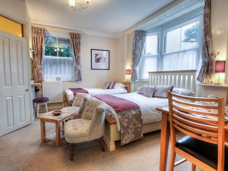 Hostal Brooklands Lodge