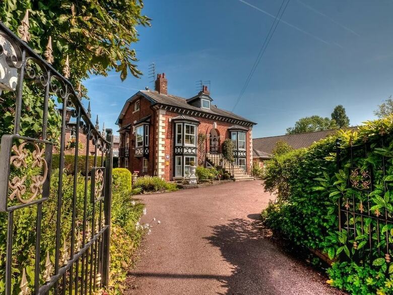 Hostal Brooklands Lodge