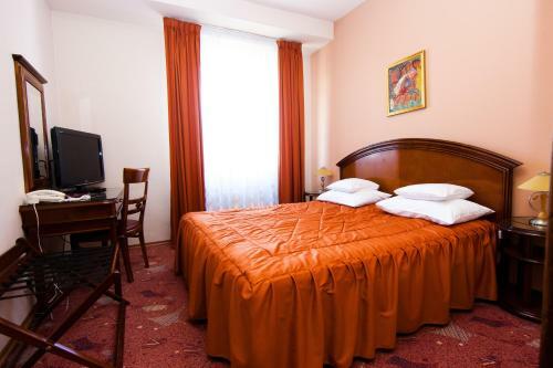 Hotel Onix