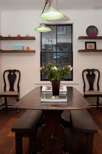 Veeve - Two Bedroom Apartment St Charles Square - Notting Hill