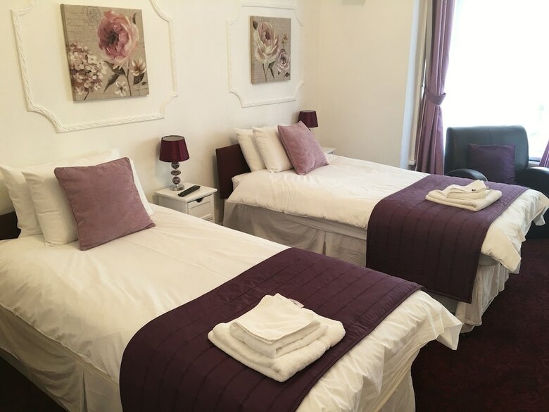 Hostal Mayview Guest House