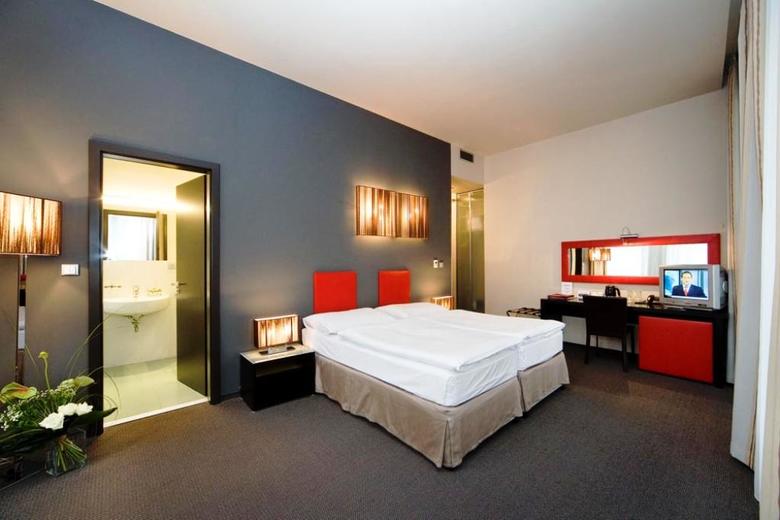 Prague Inn Hotel