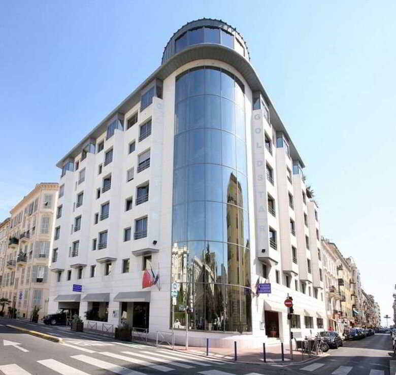 Hotel Goldstar Resort & Suites
