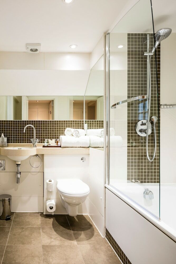 Montagu Place Hotel