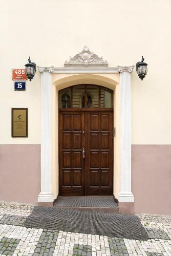 Hotel Columbo