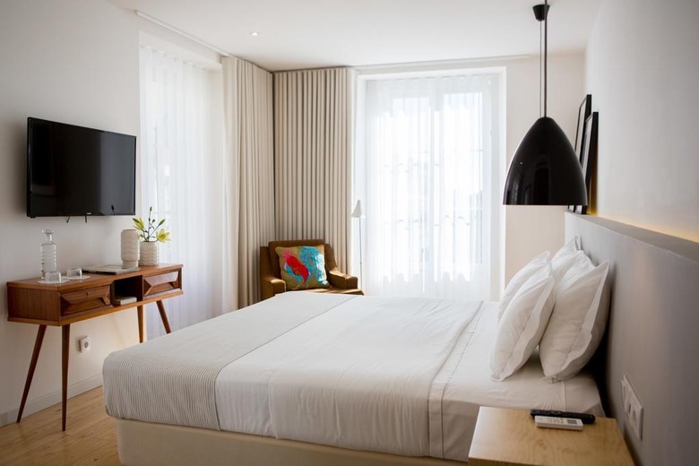Hostal The 8 - Downtown Suites